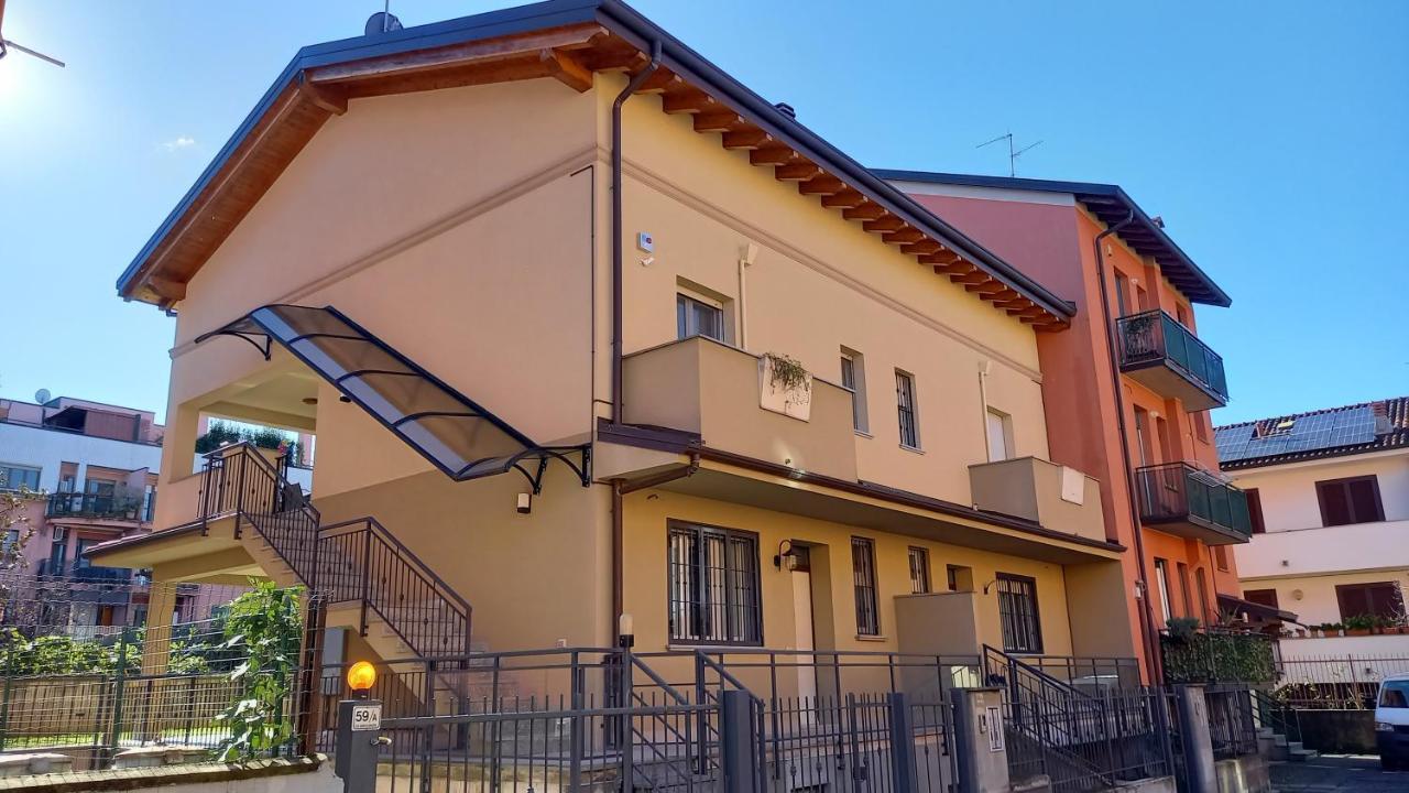 Home Sweet Home Pessano con Bornago Exterior foto